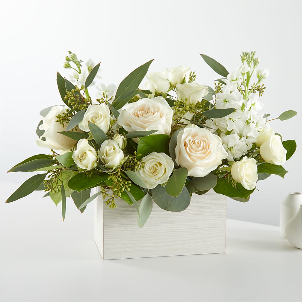 Fresh Linen Box Bouquet – Rose Girls, Whittier CA