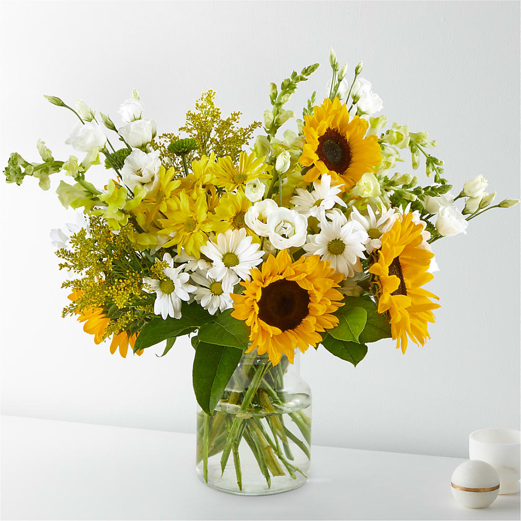Hello Sunshine Bouquet – Rose Girls, Whittier CA