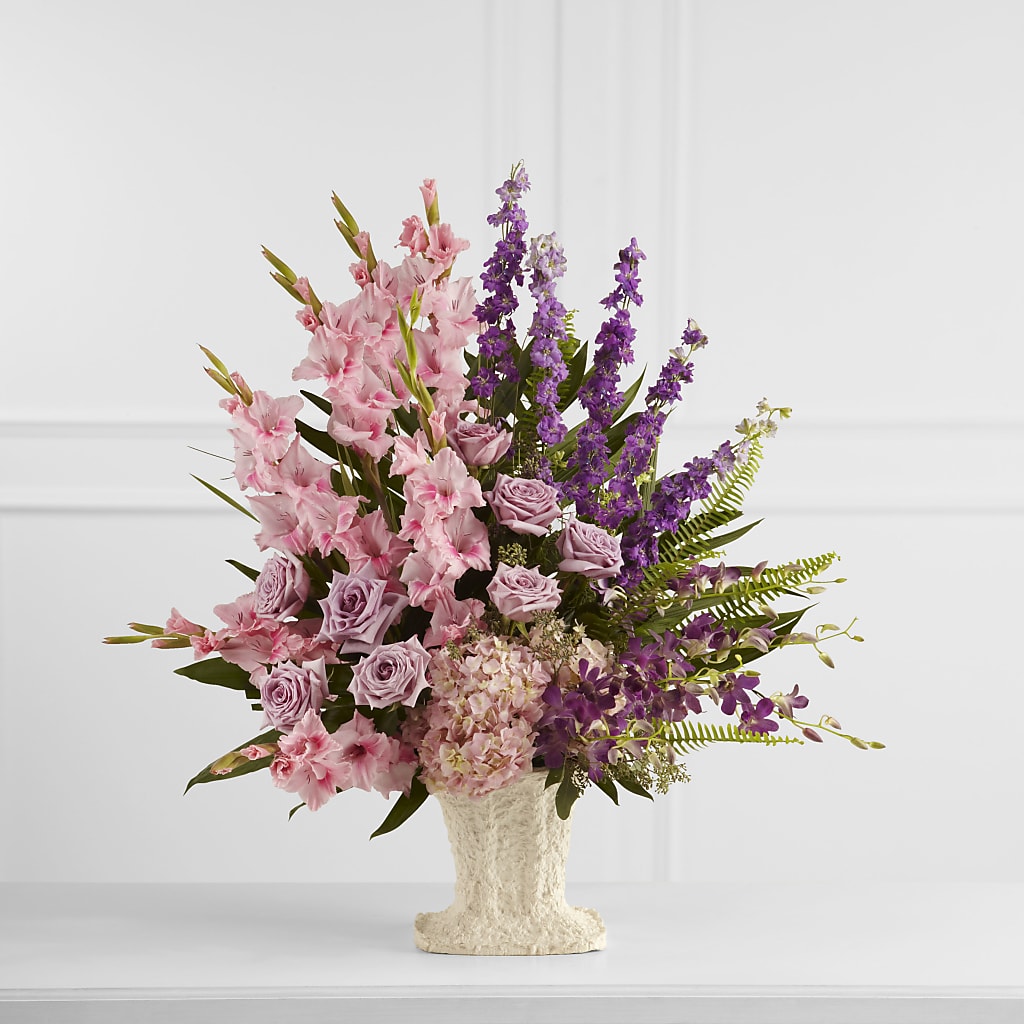 Flowing Garden Arrangement – Rose Girls, Whittier CA