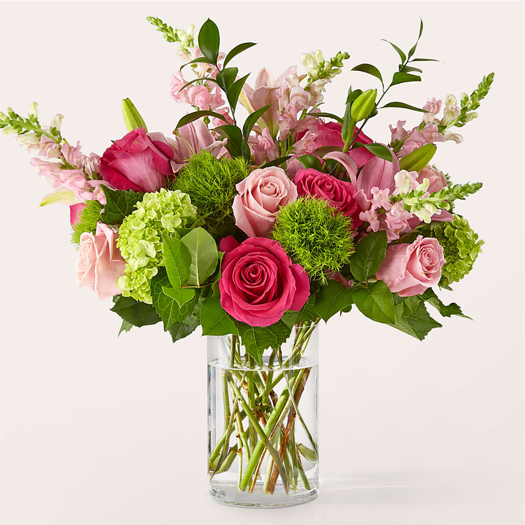 Fit for a Queen Luxury Bouquet – Rose Girls, Whittier CA