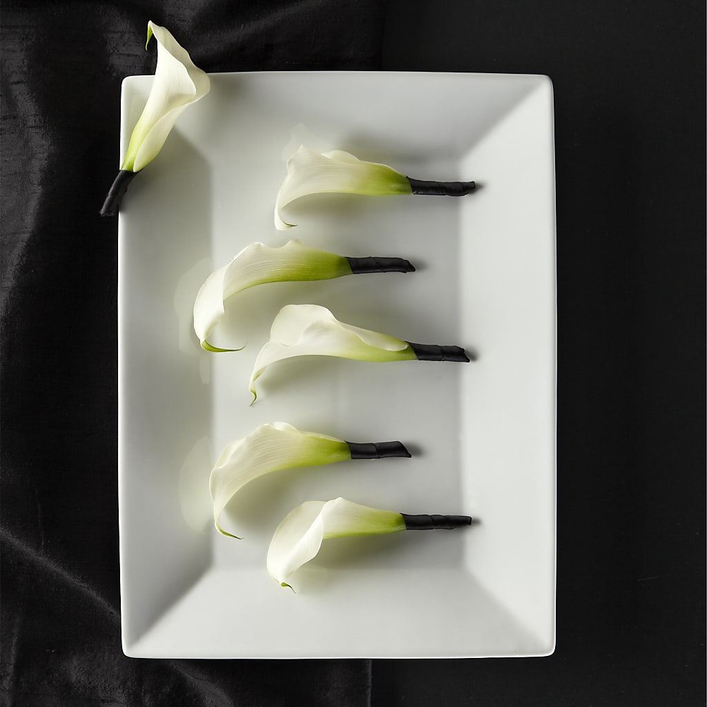 Calla Lily Promise Boutonniere – Rose Girls, Whittier CA