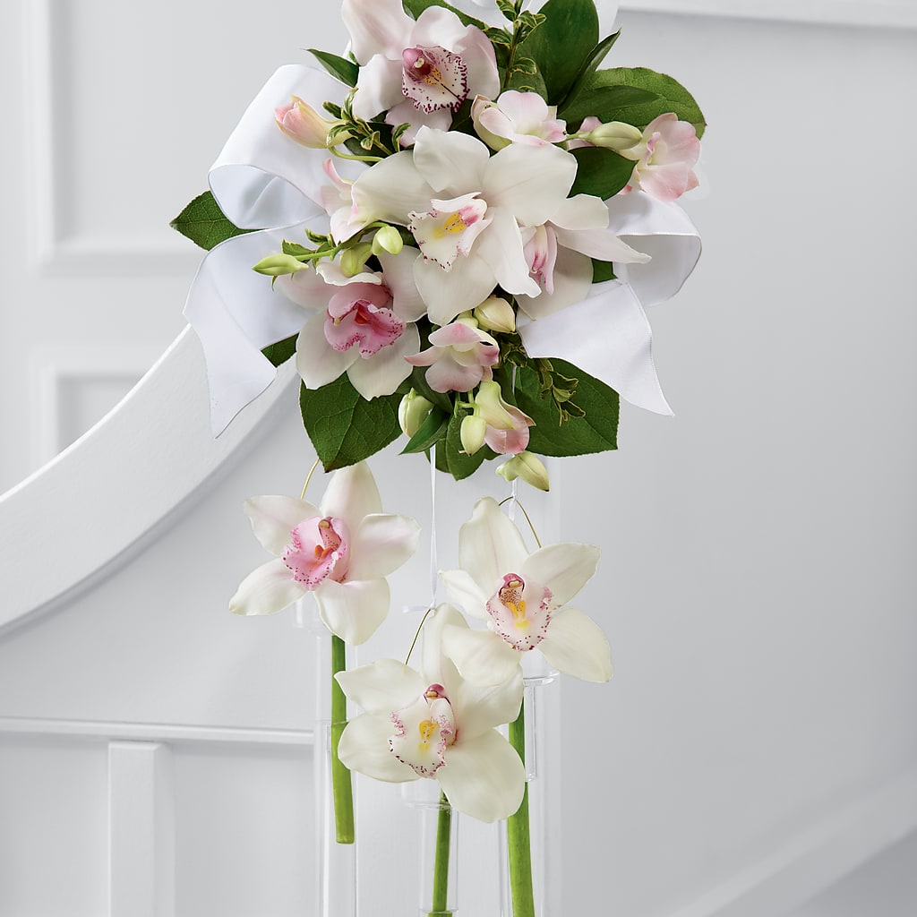 Perfect Entrance Pew Arrangement – Rose Girls, Whittier CA