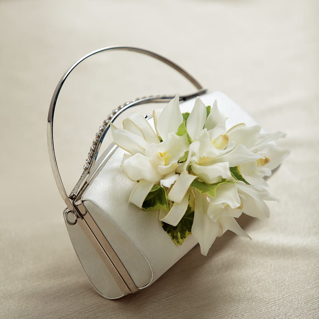 White Purse Decor – Rose Girls, Whittier CA