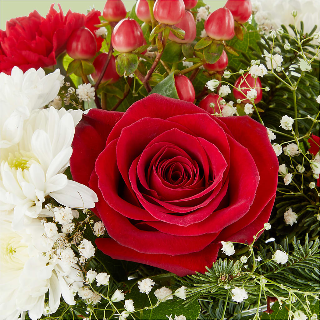 Chance of Flurries Bouquet –  Rose Girls, Whittier CA