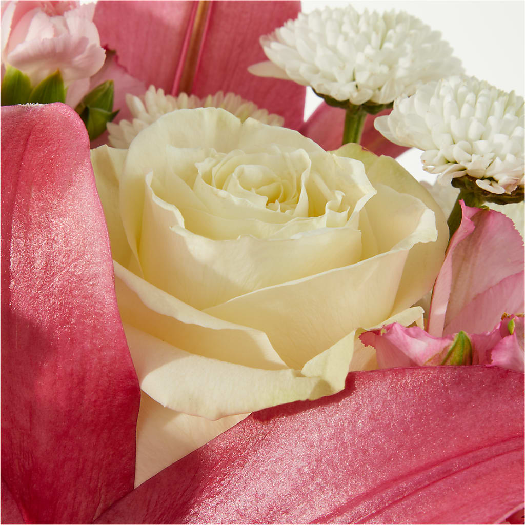 Piece of Cake Bouquet –  Rose Girls, Whittier CA