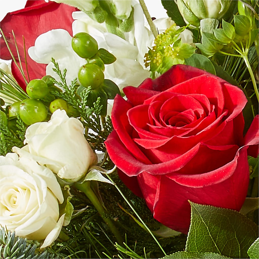 Deck the Halls Bouquet –  Rose Girls, Whittier CA