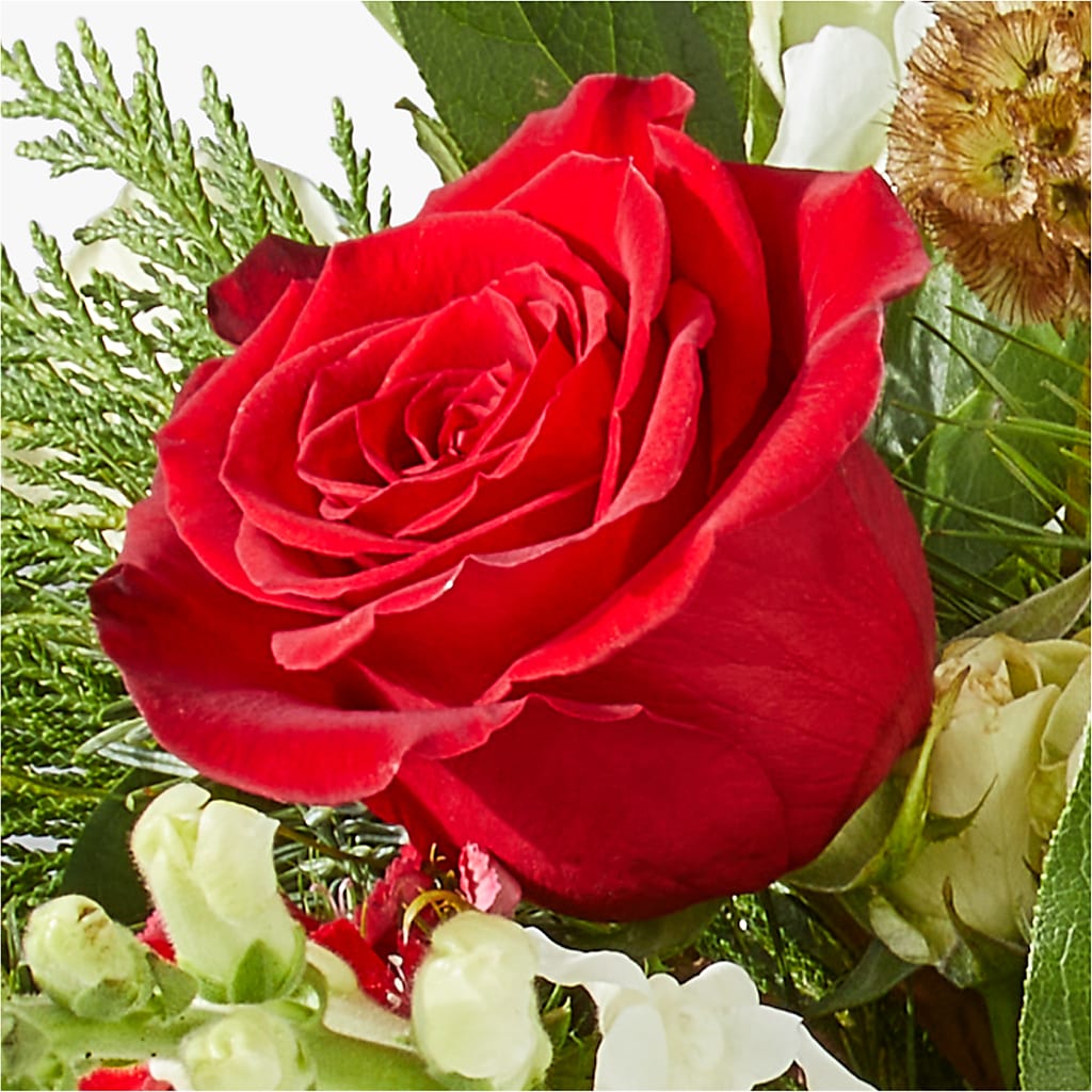 Deck the Halls Bouquet –  Rose Girls, Whittier CA