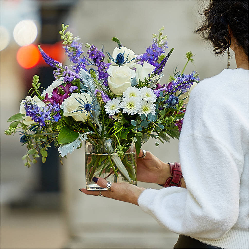 Shooting Star Bouquet –  Rose Girls, Whittier CA
