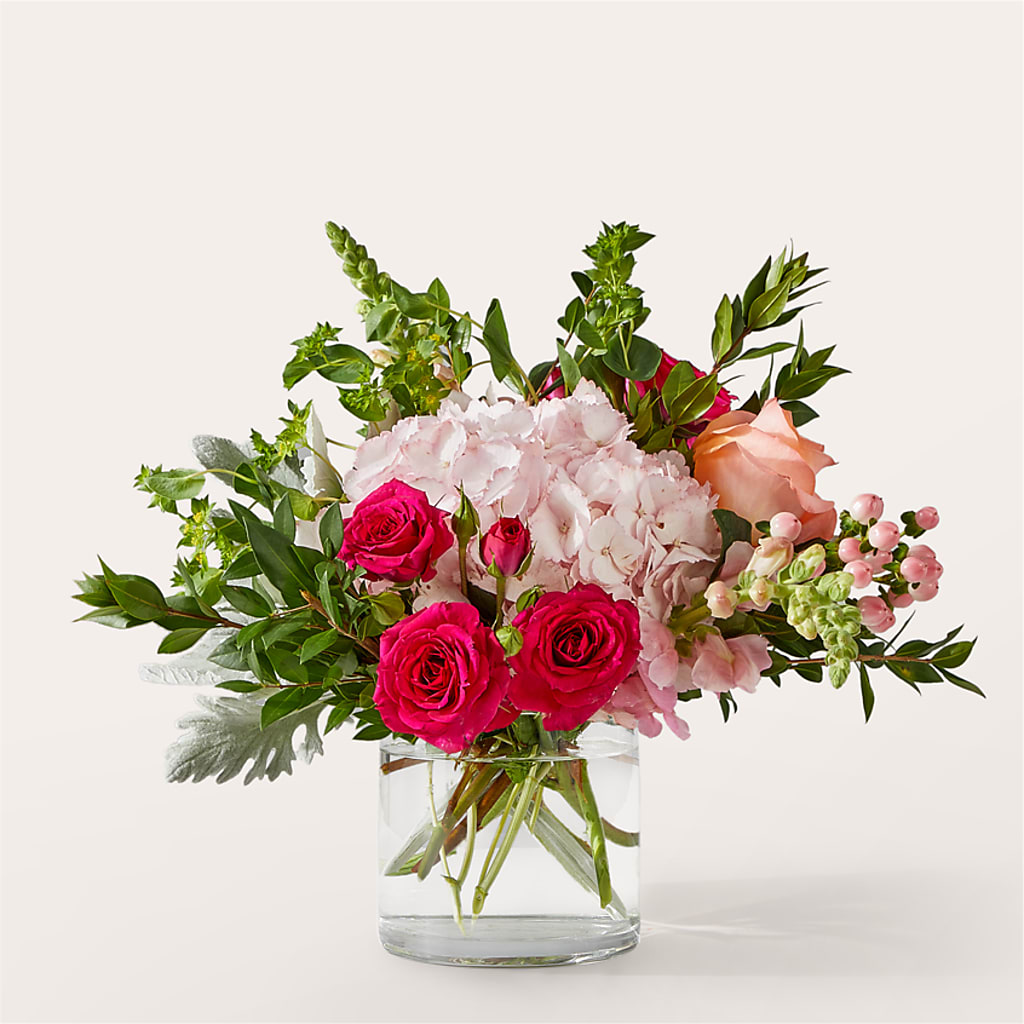 Glitz & Glam Bouquet –  Rose Girls, Whittier CA