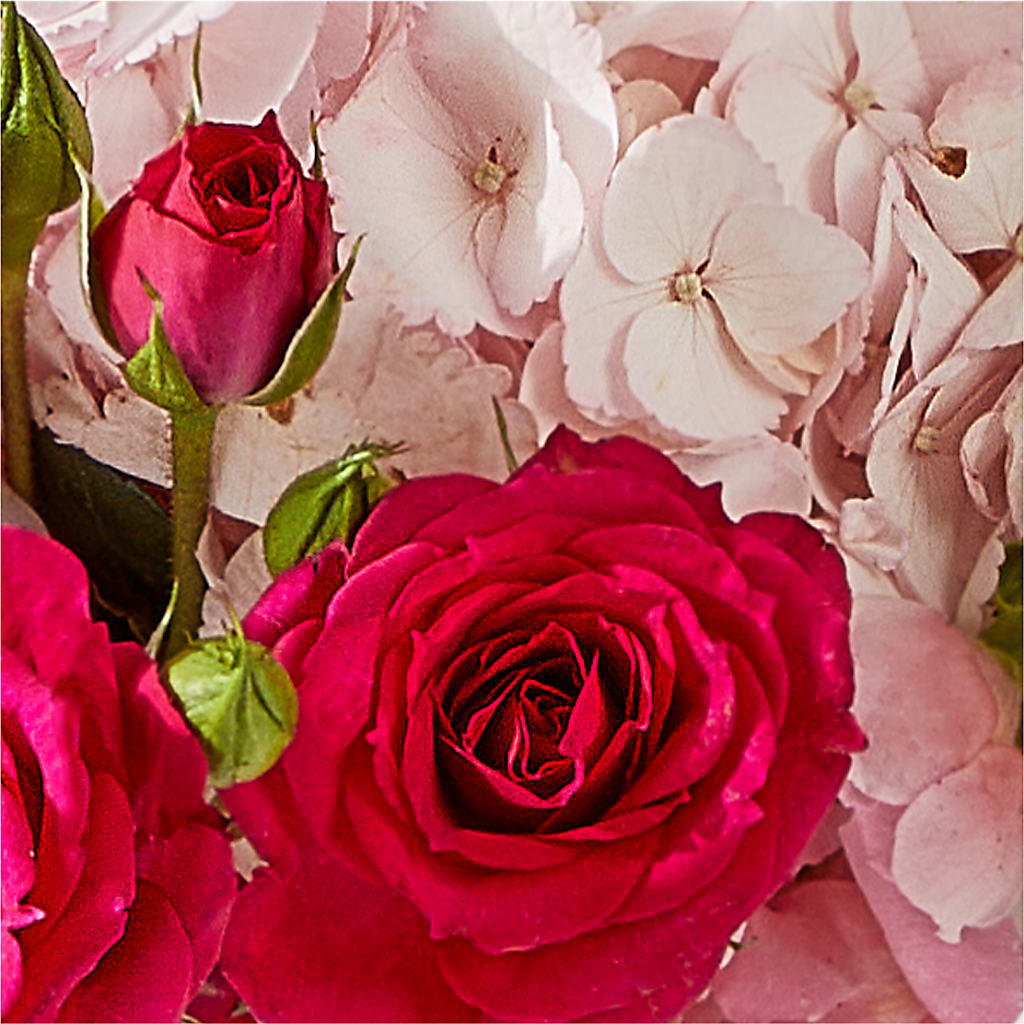 Glitz & Glam Bouquet –  Rose Girls, Whittier CA