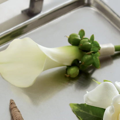 White Calla Boutonniere –  Rose Girls, Whittier CA